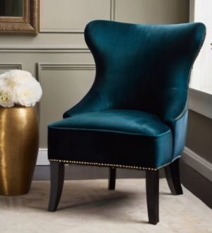 Бархатная обивка: Уход, чистка и советы по сохранению красоты вашей мебели