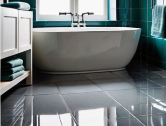 Чистота и Уют: Как Правильно Мыть Полы в Ванной Комнате