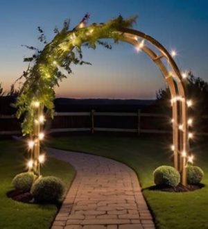 Декоративная подсветка арок и пергол: как освещение меняет ландшафтный дизайн вашего сада