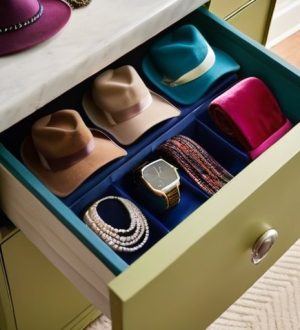 Эффективное хранение аксессуаров: секреты организации и защиты ваших любимых вещей