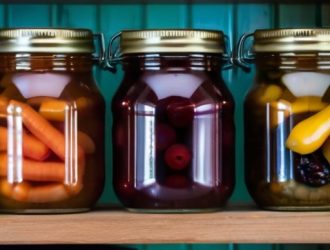 Эффективное хранение консервации: секреты долголетия ваших продуктов