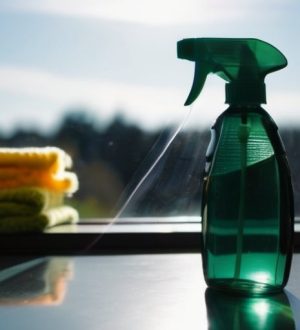 Эффективный уход за окнами с защитной пленкой: секреты чистки и долговечности