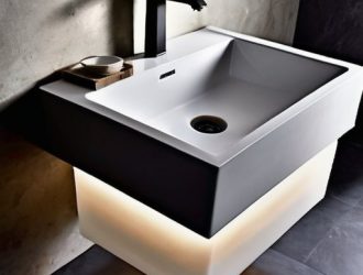 Искусственный камень: Как выбрать, ухаживать и продлить жизнь вашей раковине