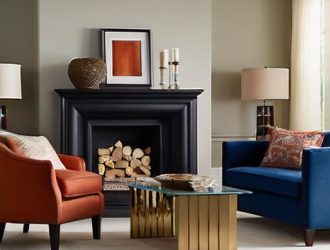 Как правильно ухаживать за мебелью с декоративными вставками: советы и рекомендации