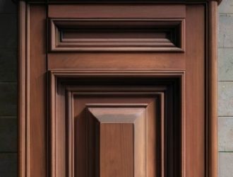 Как вернуть жизнь старым деревянным дверям: пошаговое руководство по восстановлению