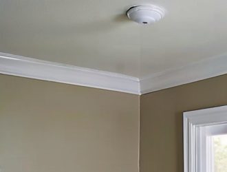 Как выбрать идеальную краску для потолка: советы и рекомендации для успешного ремонта