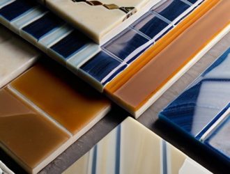 Как выбрать идеальную напольную плитку: от видов до укладки и ухода