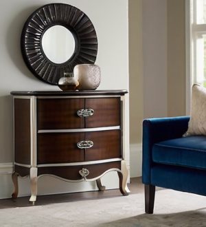 Комоды и тумбы: Искусство компактного хранения и стильной организации пространства