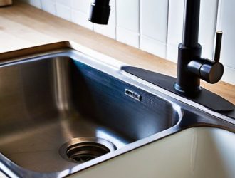 Кухонная сантехника: секреты ухода для долговечности и гигиены