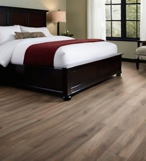 Ламинат: Все, что нужно знать о его истории, преимуществах и выборе