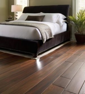 Летний уход за полами: секреты сохранения красоты и долговечности покрытия