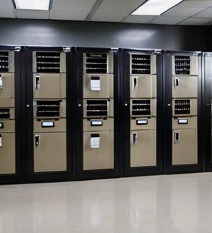 Правильное хранение документов: ключ к безопасности и долговечности информации