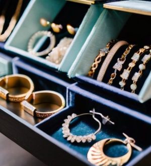 Правильное хранение украшений: секреты долговечности и красоты ваших изделий