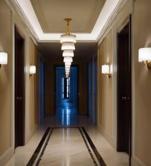 Правильное Освещение Коридоров и Прихожих: Как Создать Уют и Функциональность