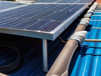 Правильный уход за солнечными панелями: ключ к долговечности и эффективности