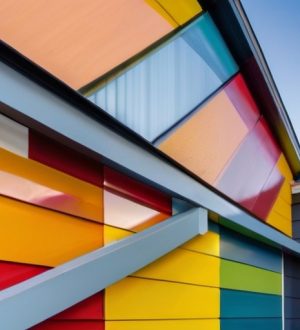 Сайдинг своими руками: пошаговое руководство по облицовке фасада и уходу за ним