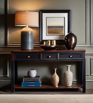 Тумбы и консоли: Как выбрать идеальные элементы для вашего интерьера