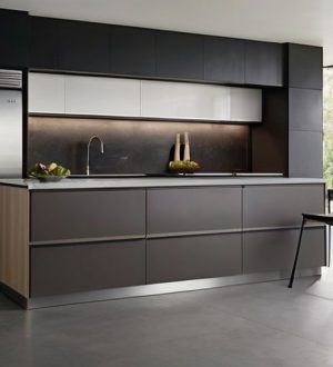 Встроенные или отдельностоящие: Как выбрать идеальный холодильник для вашей кухни?