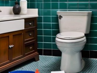 Как быстро устранить воздушную пробку в унитазе: полезные советы и рекомендации