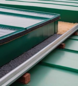 Как правильно укладывать стеклоизол: пошаговое руководство для надежной кровли