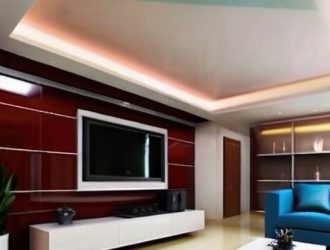 Как выбрать идеальный натяжной потолок для зала: матовые, глянцевые или сатиновые?