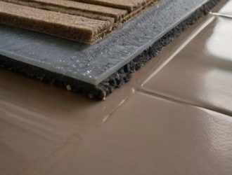 Полусухая стяжка: Преимущества, технологии и секреты долговечной укладки пола