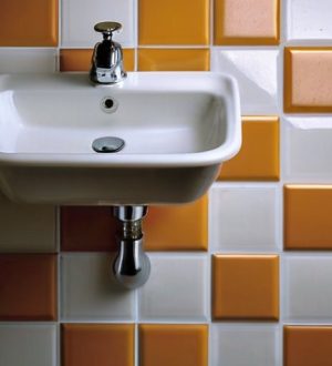 Правильная установка унитаза на керамическую плитку: шаг за шагом к надежности и долговечности