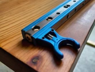 Точная разметка отверстий под петли: ключ к долговечности вашей мебели